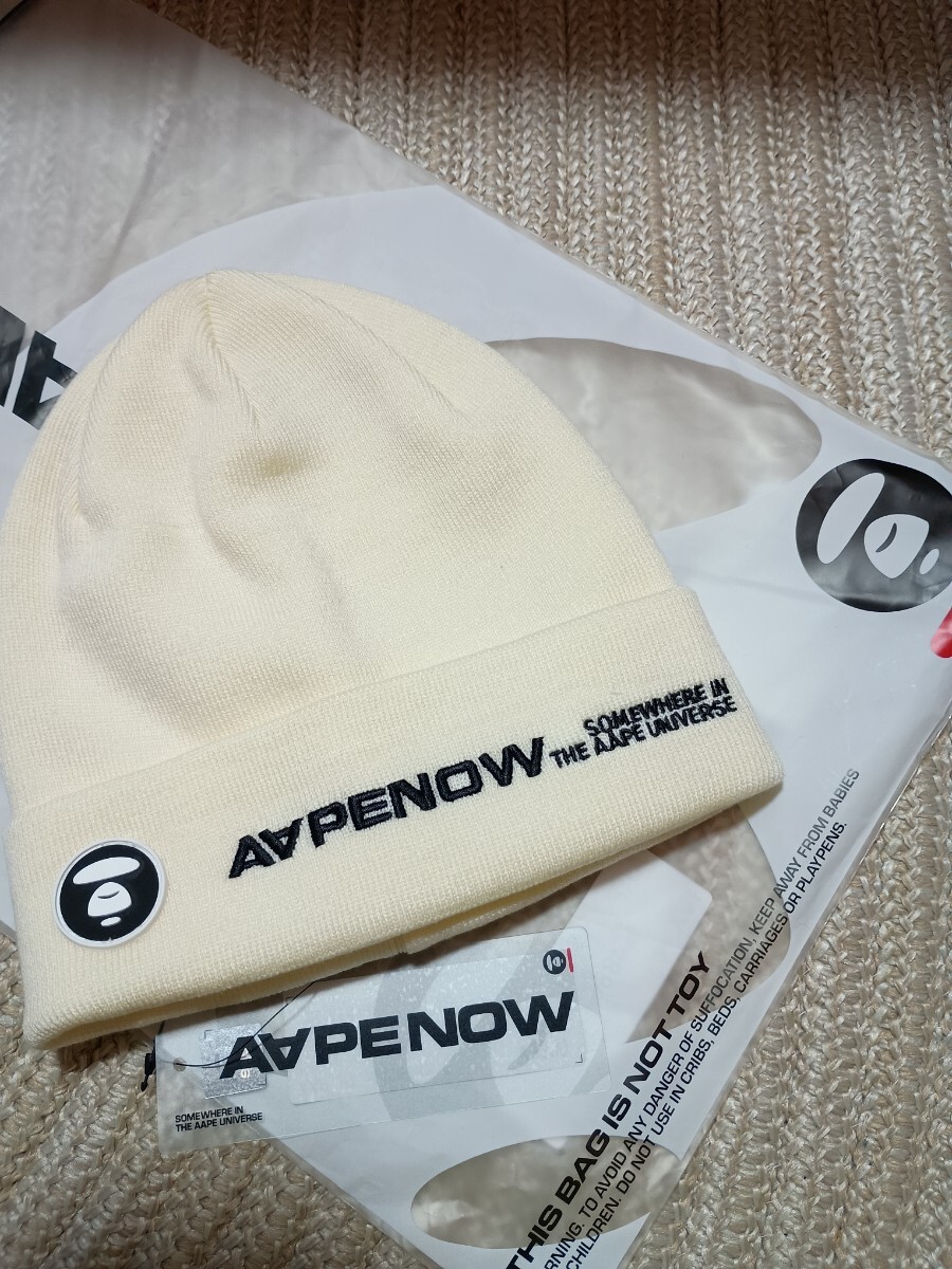 新品 未使用 ア ベイジングエイプ APE ニットキャップ ホワイト 帽子 国内正規品 ビーニー ニット帽 エイプ拍卖