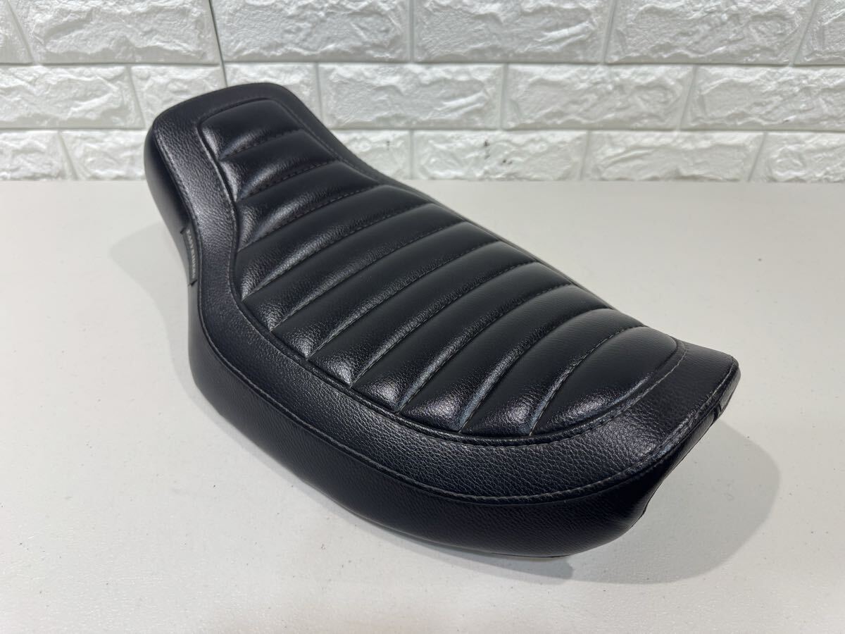 イージーライダース ダイナ ローラーダー エボ EVO 定番 タックロール ソロ シート ハーレー コブラー FXDL FXD ラぺラ K&H 拍卖