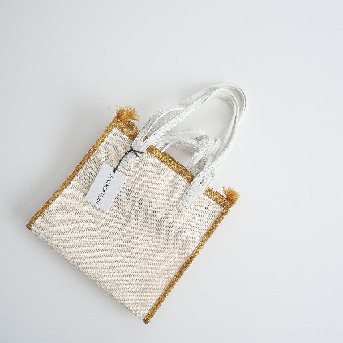 2021 / UNITED ARROWS購入品 ユナイテッドアローズ / A VACATION ア ヴァケーション / MINI CUBE バッグ / 1732-599-9026 / 2402-0346拍卖