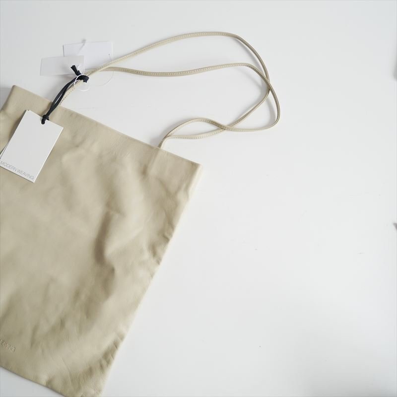 2023AW / 未使用 / TOMORROWLAND購入品 / MODERN WEAVING / SLIM LAMB BUCKETトートバッグ / 27033403009 / 2507-1拍卖