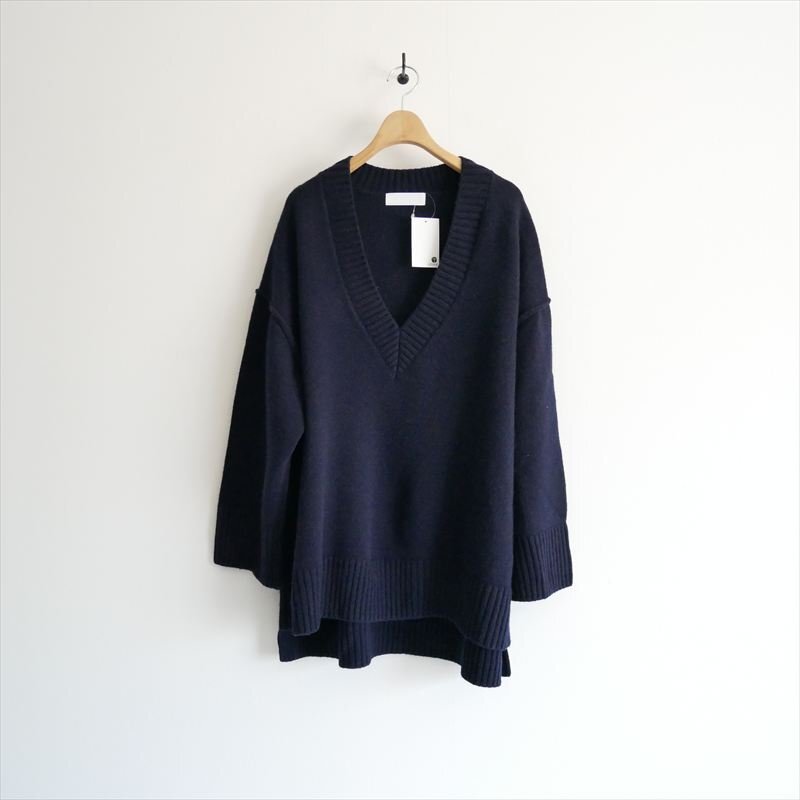 2023AW・人気完売品 / AP STUDIO ドゥーズィエムクラス / Vネックオーバープルオーバー ニット / 23080586505030 / 2503-0010拍卖