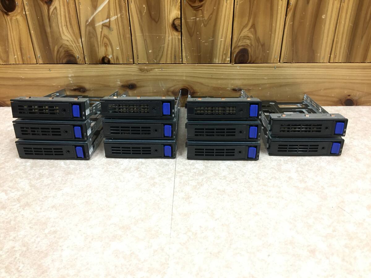 A23152)GIGABYTE R282-Z90(9NR282Z90MR-00-1022) 用3.5インチ HDDマウンタ (25EK3-R18101-l0R) 現状品11点セット拍卖