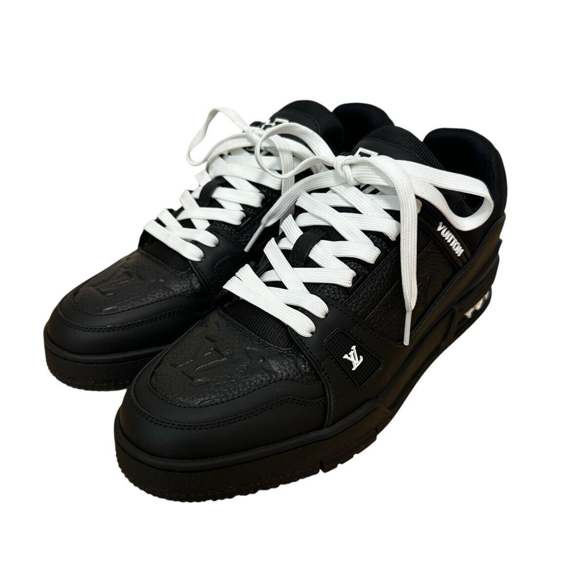 LOUIS VUITTON トレイナーライン モノグラム ブラック 拍卖