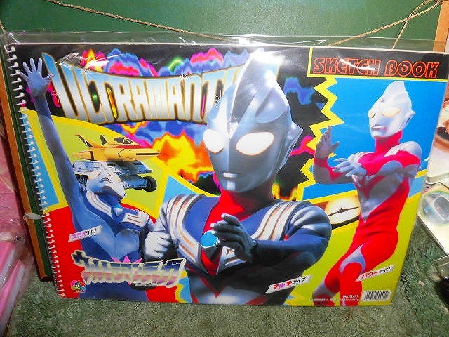 T20 未使用スケッチブック セイカ ウルトラマンティガ スカイ マルチ パワータイプ 約36*25cm拍卖