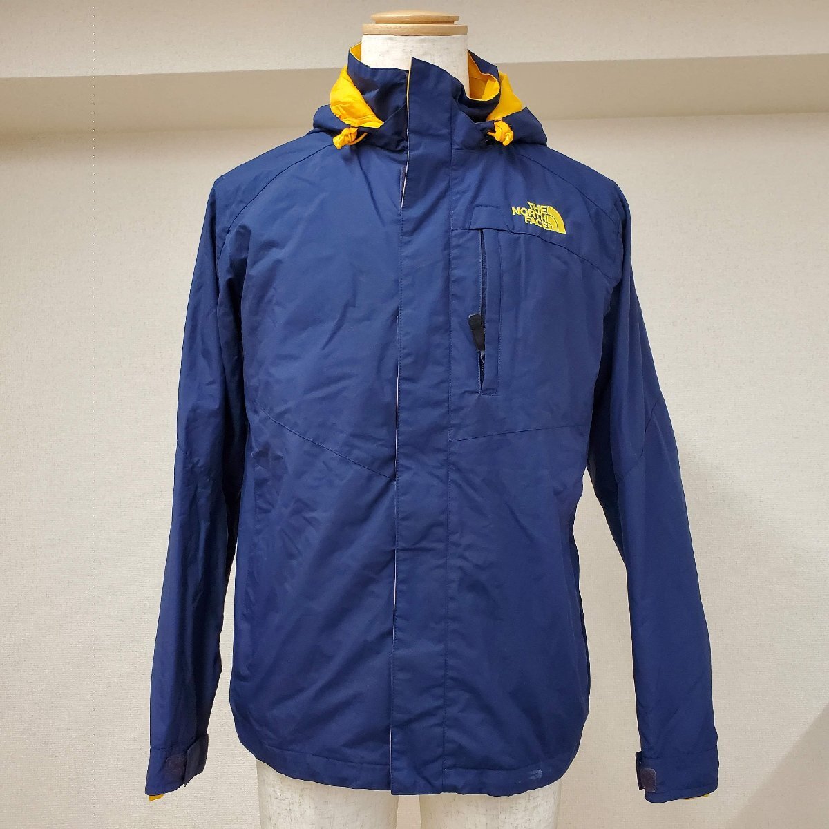THE NORTH FACE ノースフェイス マウンテンパーカー メンズMサイズ 紺×黄 ツートンカラー fg0708-4-52拍卖