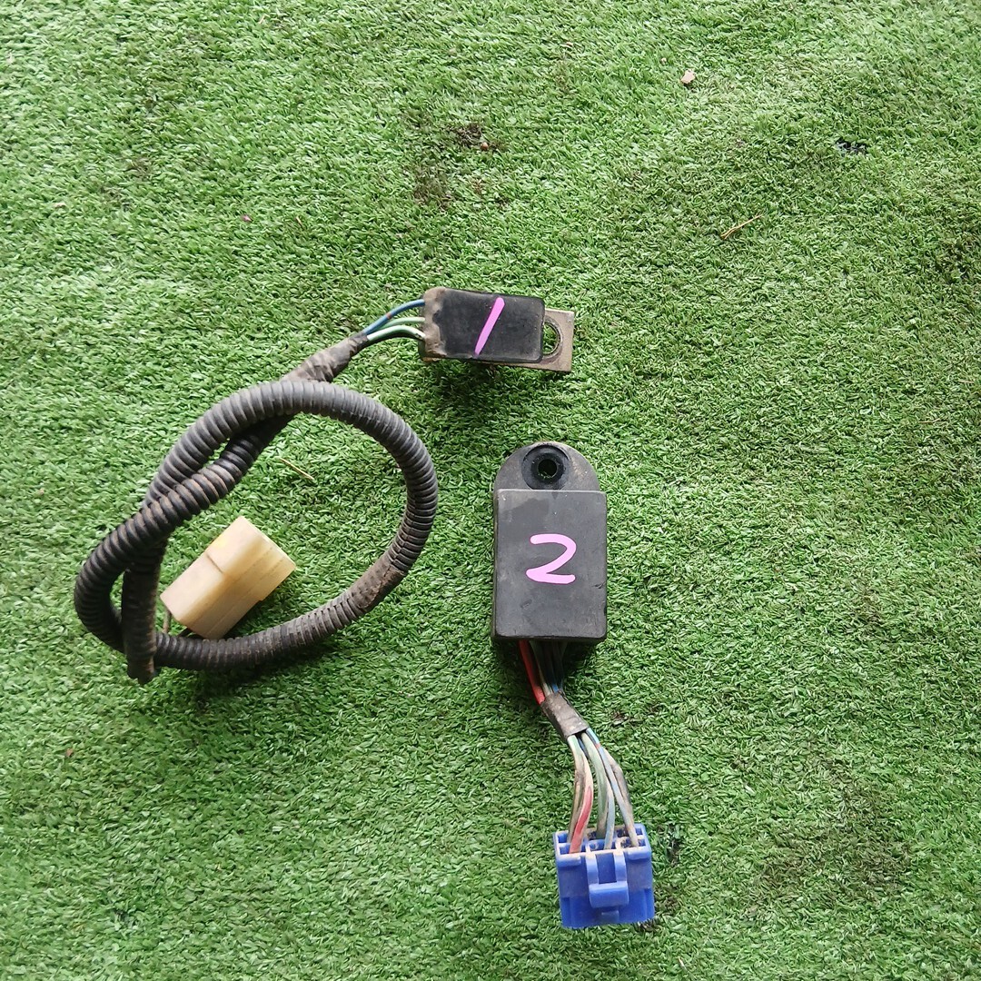 MITSUBISHI コンバイン VM6 リレー コントローラー 実働車外し 電子部品 倉庫内保管 三菱 ミツビシ拍卖