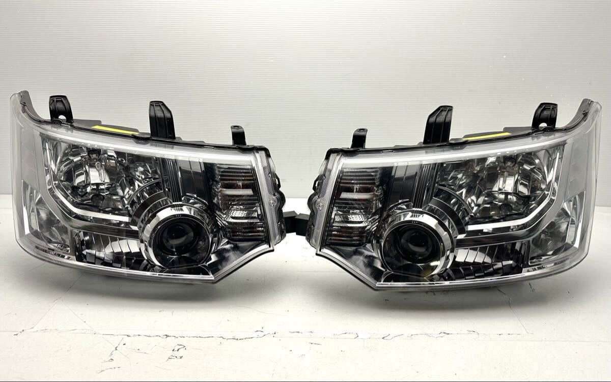 ★美品★当日発送★ 三菱 デリカD:5 D5 CV5W CV1W CV2W CV4W 純正 HID ヘッドライト 左右セット バラスト付き KOITO 100-87918 (Y276)拍卖