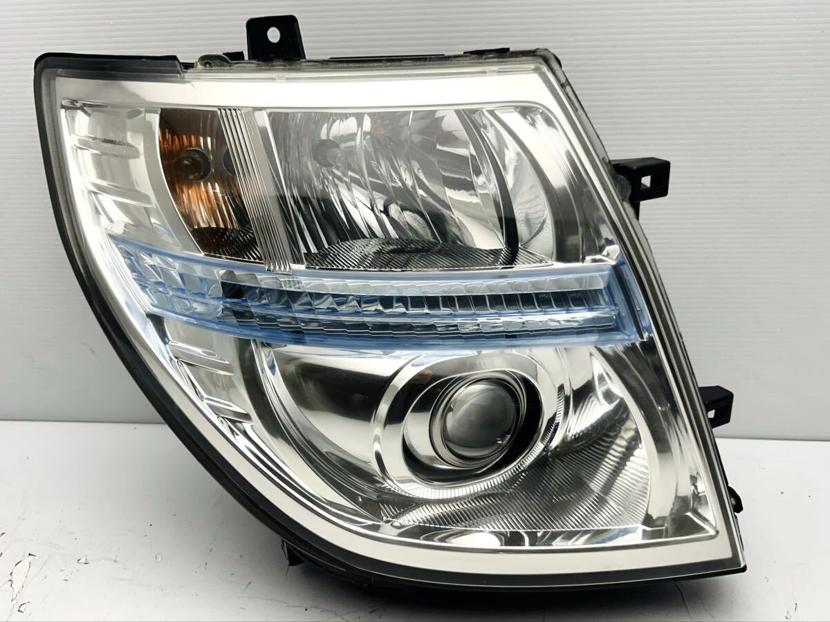 ★当日発送★日産 エルグランド E51 中期 後期 右 ブルー ヘッドライト HID キセノン KOITO 100-24852 NE51 MNE51 (Q277)拍卖
