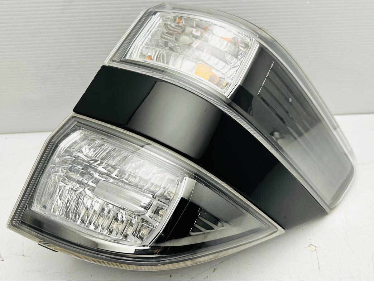 ★動作品★20系 ヴェルファイア ANH20W/GGH20W/ANH25W 後期 純正 右 テールランプ /ライト LED KOITO 58-28 刻印 9 (Z270)拍卖