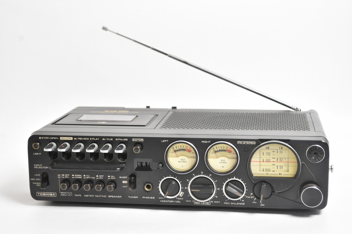 当時物 TOSHIBA 東芝 ACTAS アクタス RT-8400S ポータブル ステレオ カセットデッキ 昭和 レトロ オーディオ機器 S-678拍卖