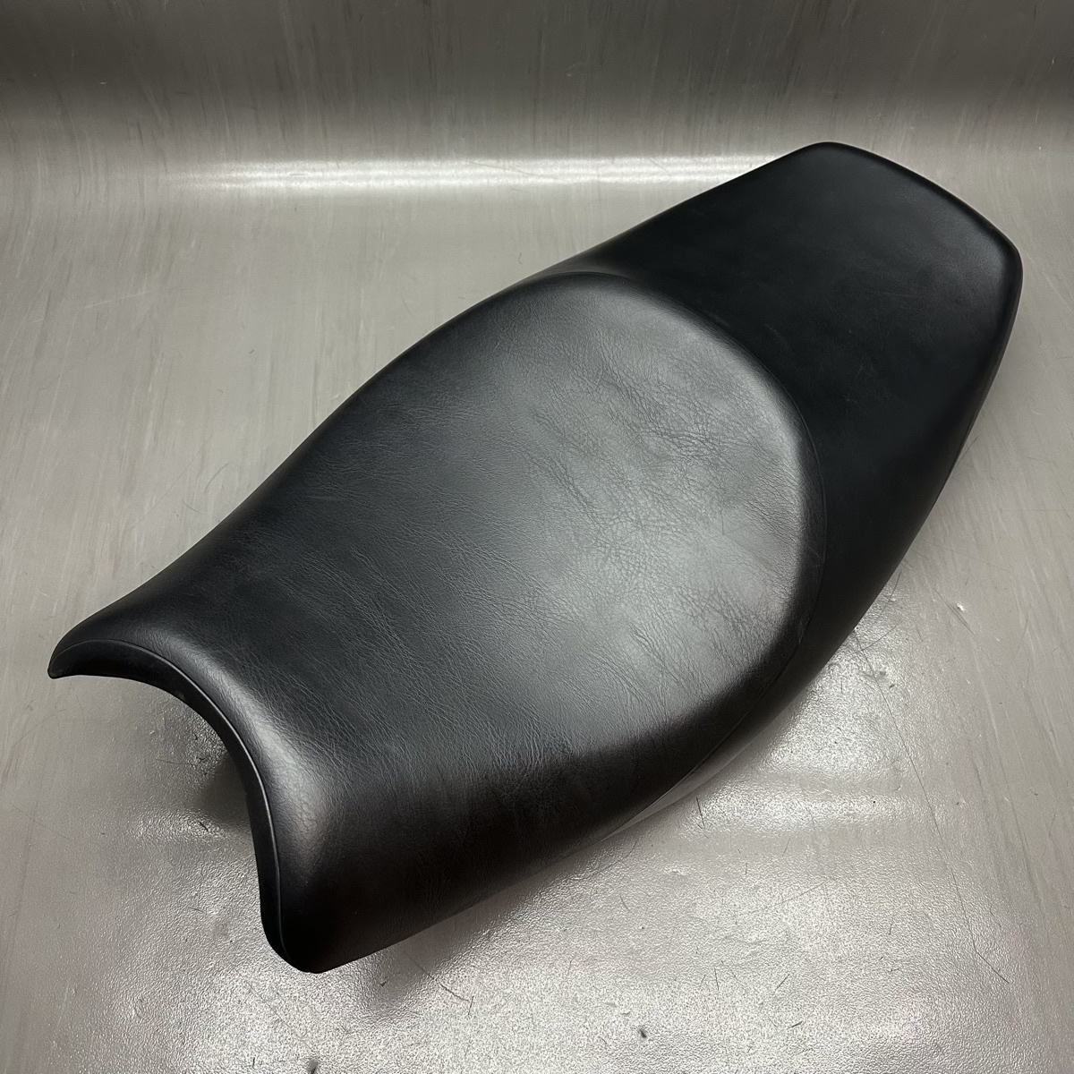 ★カワサキ ZZ-R1400 ZX-14R 1400GTR 純正 シート 251104BKO252拍卖