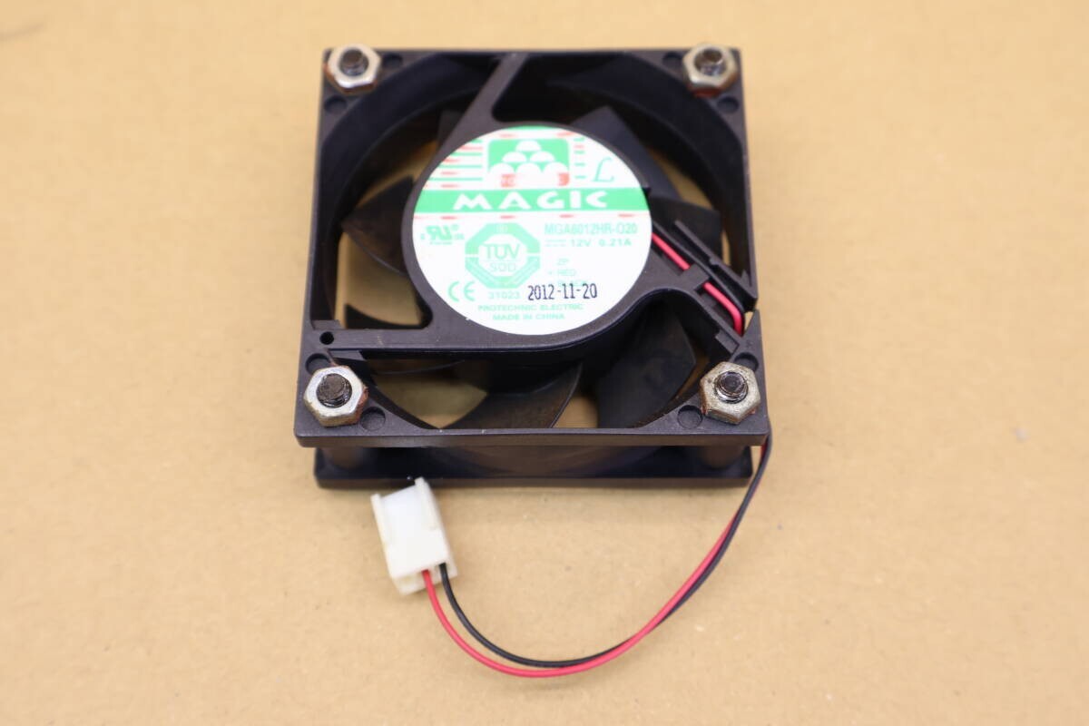 Y362# 全国配送230円 動作確認済み 第一興商 DAM-AD5000G 交換対応用 ファン MAGIC MGA6012HR-O20 12V 0.21A拍卖