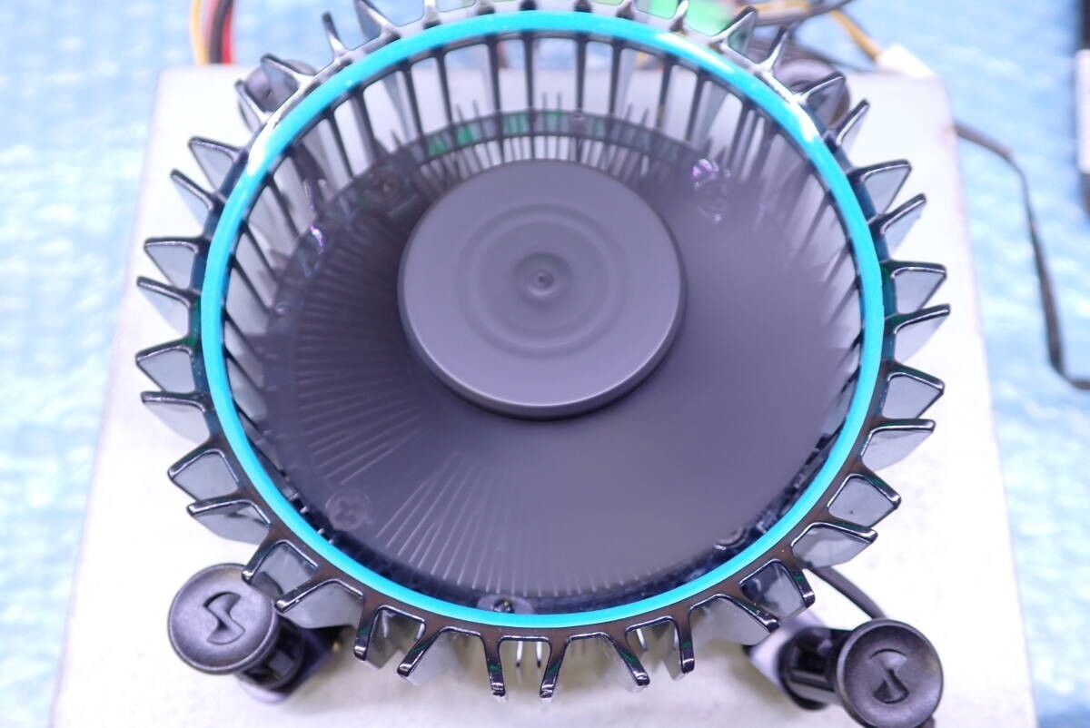 J301# 動作確認済み Intel 純正 CPUクーラー LGA1700 / Laminar RM1 (第12世代 リテールクーラー)拍卖