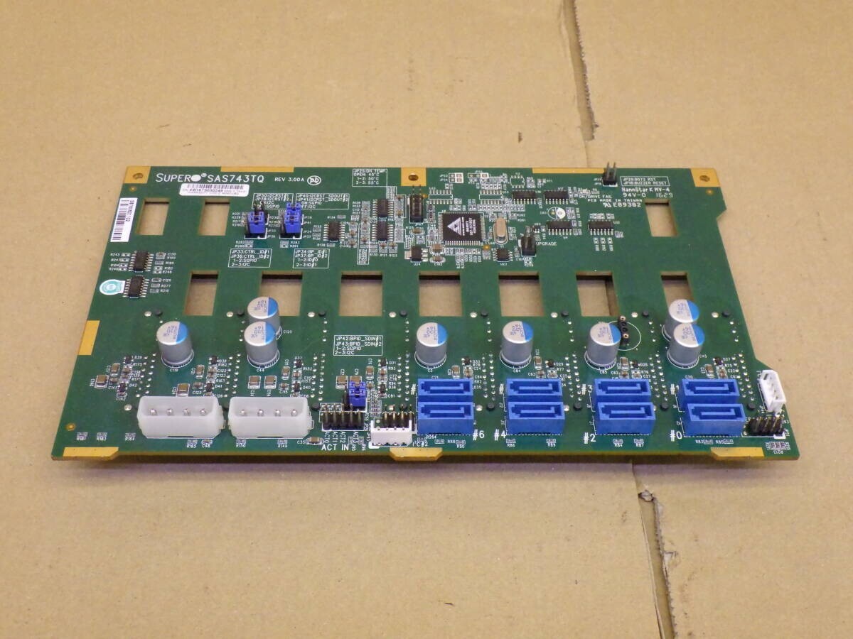 D629#全国配送600円 動作確認済み Supermicro SAS743TQ Super Back Panel Hannstar MV-4 SATA E89382 ハードドライブバックプレーン拍卖