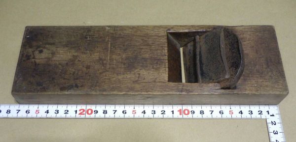 Y1165#大工道具 鉋 (検索 鑿 鉋 かんな 家具職人 宮大工 指物 叩き鑿 小刀 天然砥石 鋸 玄能 名工 名品 彫刻 建具 包丁 )拍卖