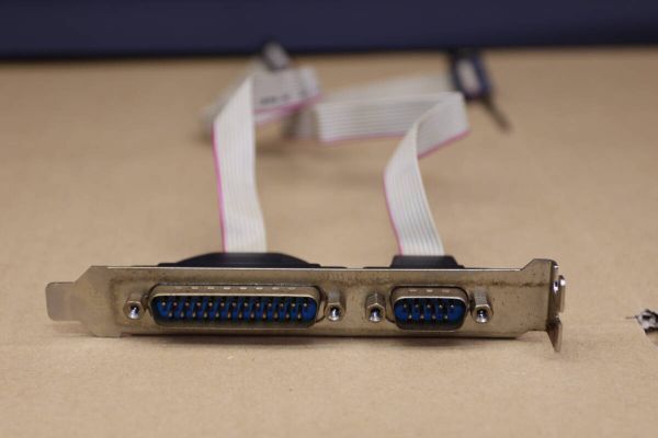 VV103# 動作品デスクトップ PC-98 9ピン COM DB-9 + COM DB-25 pinout 25ピン拍卖