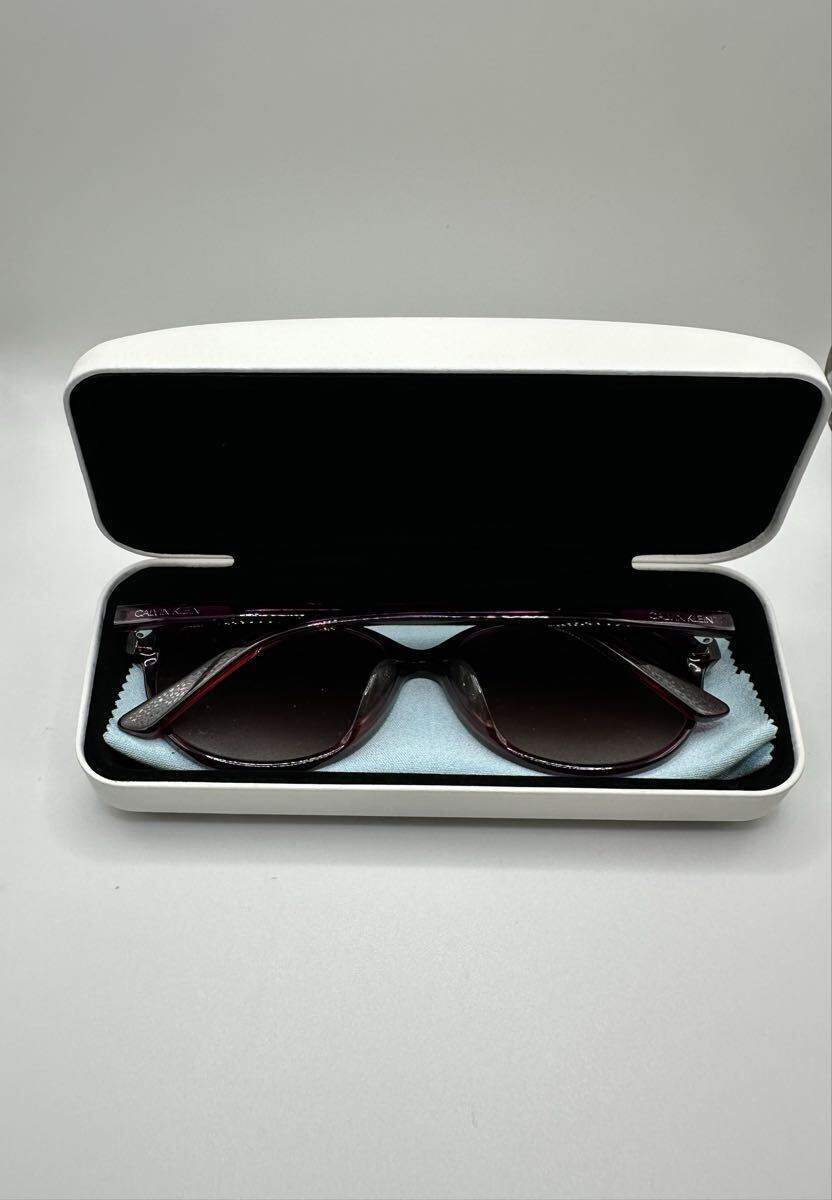 【極美品】Calvin Klein サングラス ケース・クロス・取説付き ボルドー系 CK ロゴ入り拍卖