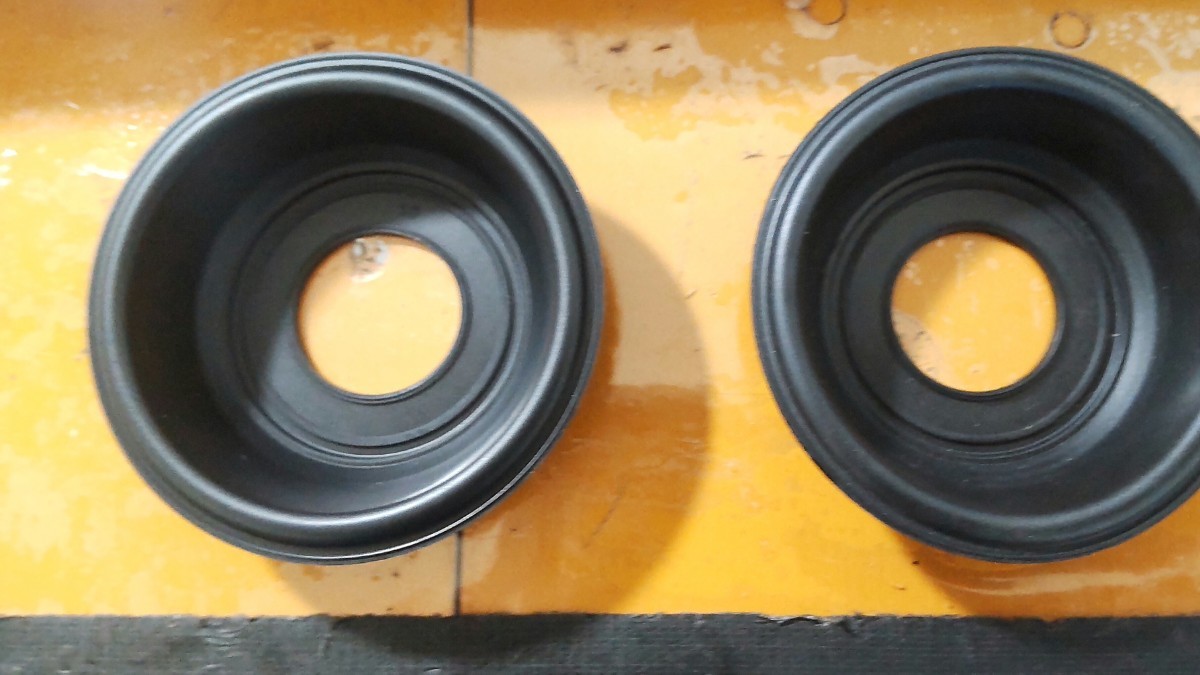 スズキGS250FW GF250 GSX-R250 流用張替え用ダイヤフラム 2枚組1台分になります。拍卖