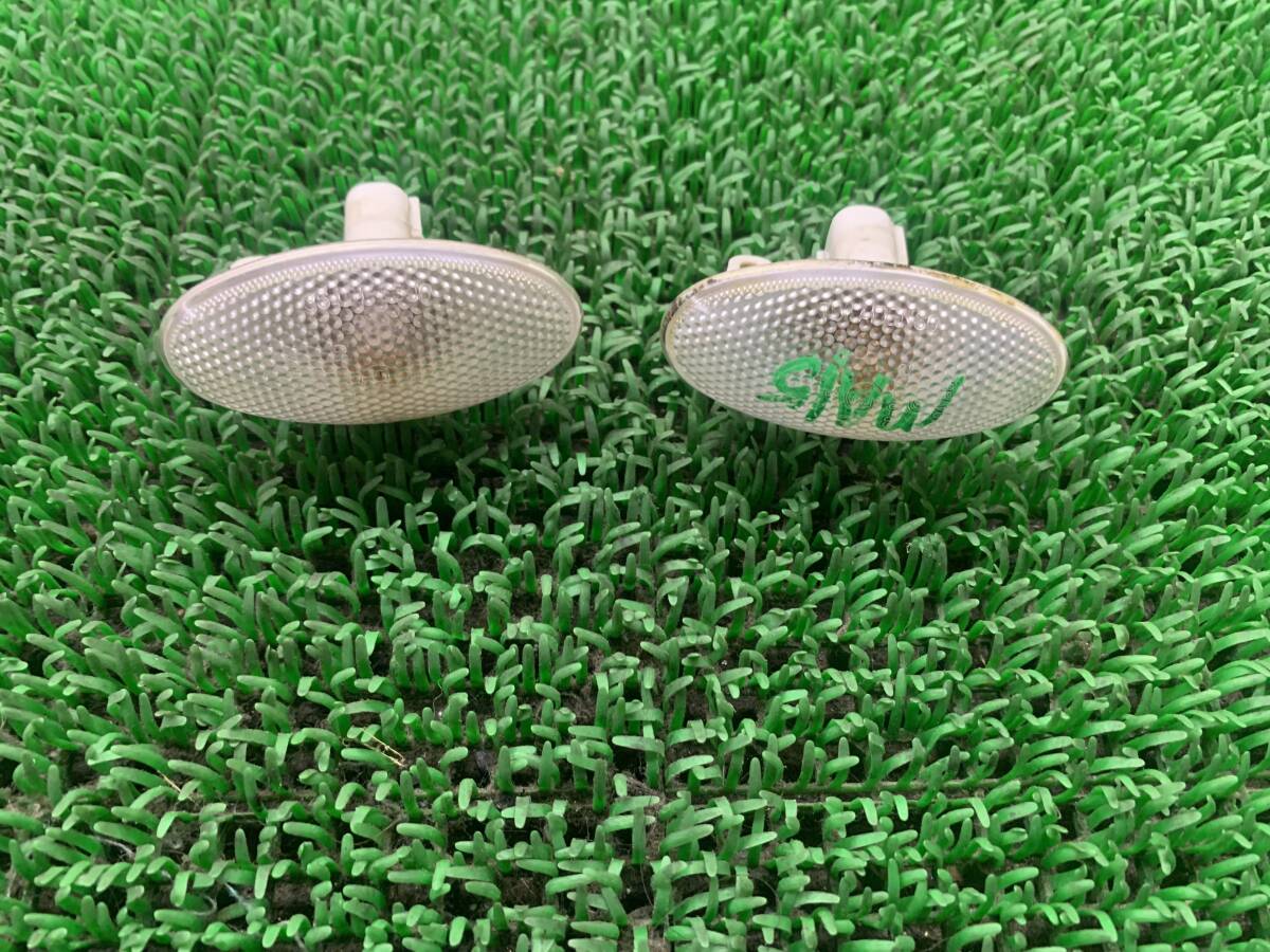 即決値段 Z13-10 スズキ アルト HA24S クリア サイドマーカー 左右 MH23S MJ23S MG22S HE22S MF22S HG21S MF21S MA15S拍卖