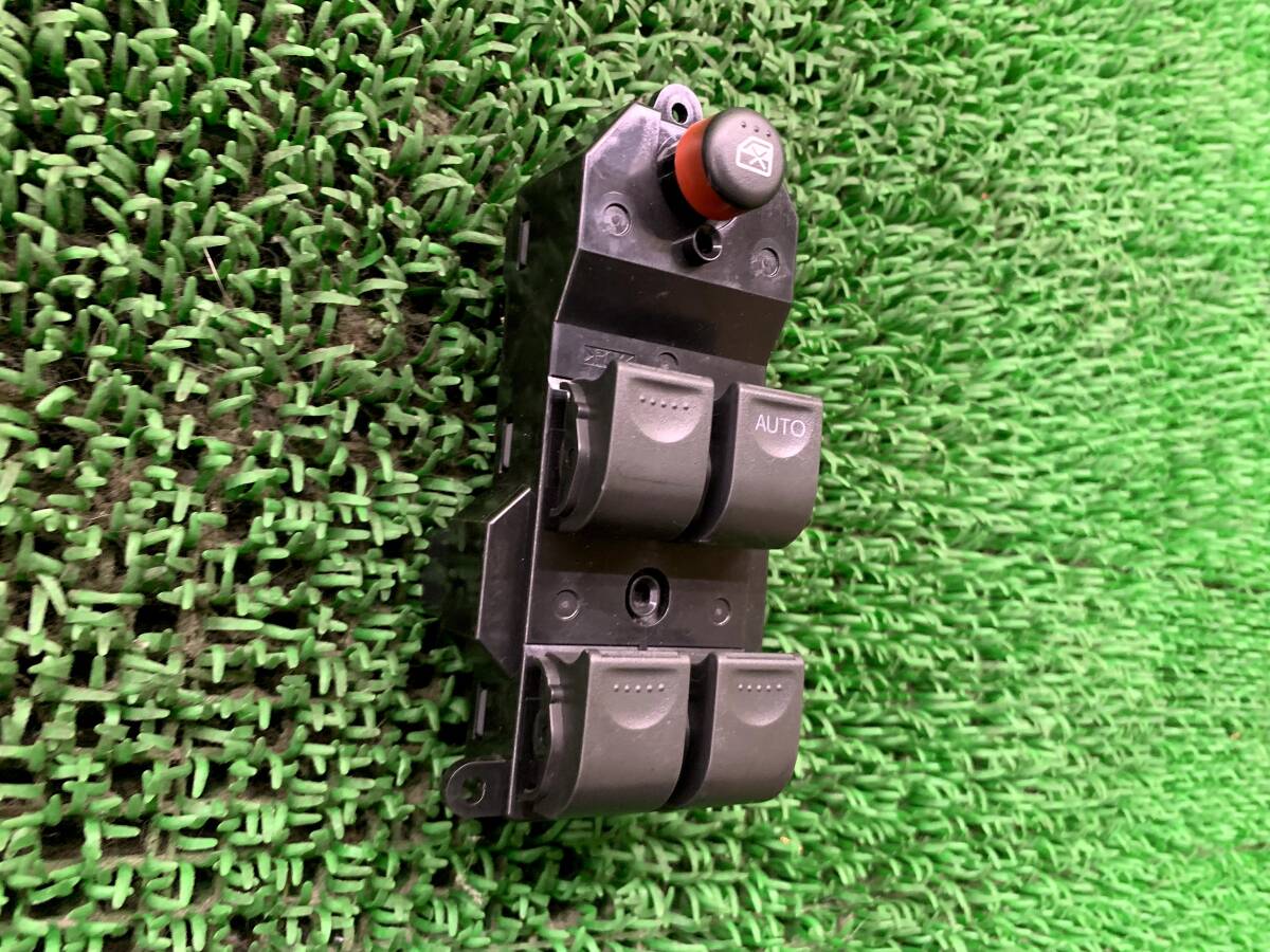 即決値段 動作OK Z10-6 ホンダ ライフ JB5 JB6 JB7 JB8 運転席 パワーウインドウスイッチ PW集中スイッチ拍卖