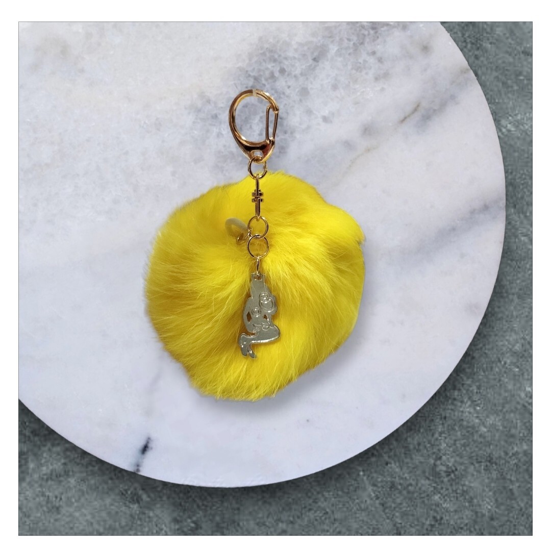 イエローラビットファーキーホルダー 人魚チャーム付き ハンドメイド拍卖