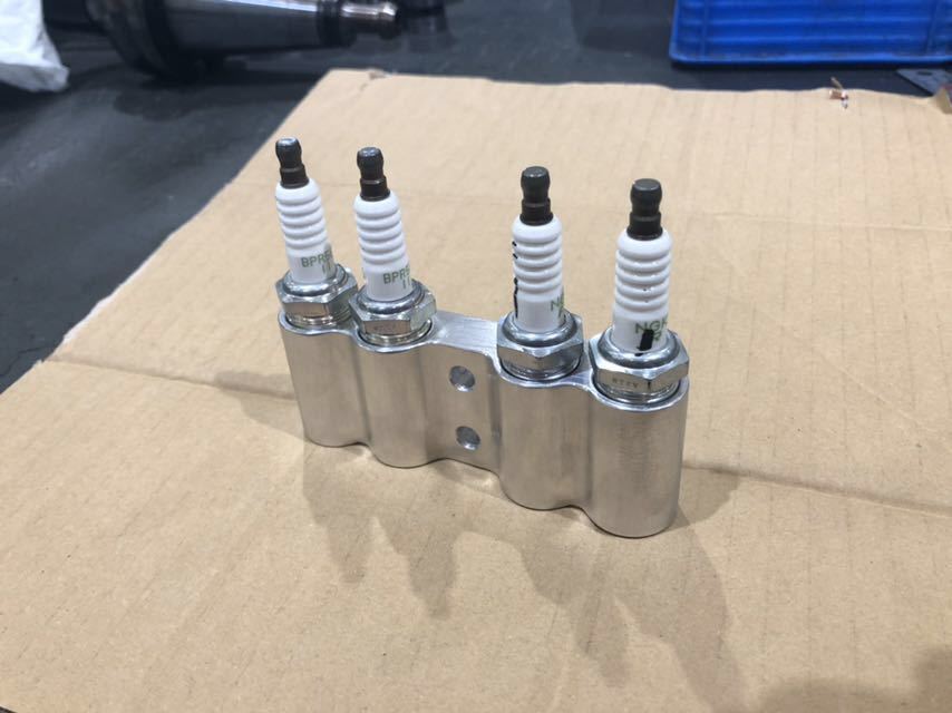 【送料無料】 4本 ハーレー ワンオフ プラグホルダー Bタイプ アルミ 削り出し カワサキ Z系 旧車 エボ ショベル ソフテイル M14×1.25拍卖