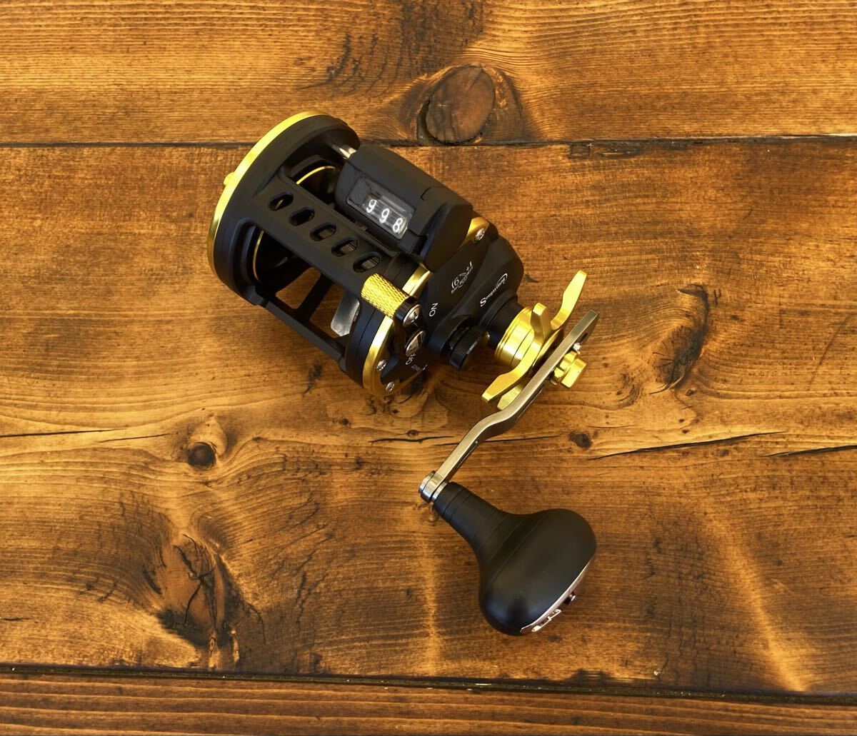 新品未使用 ジギングリール 大型魚対応 船釣り 海釣り ベイトリール パワーハンドル 丸型拍卖