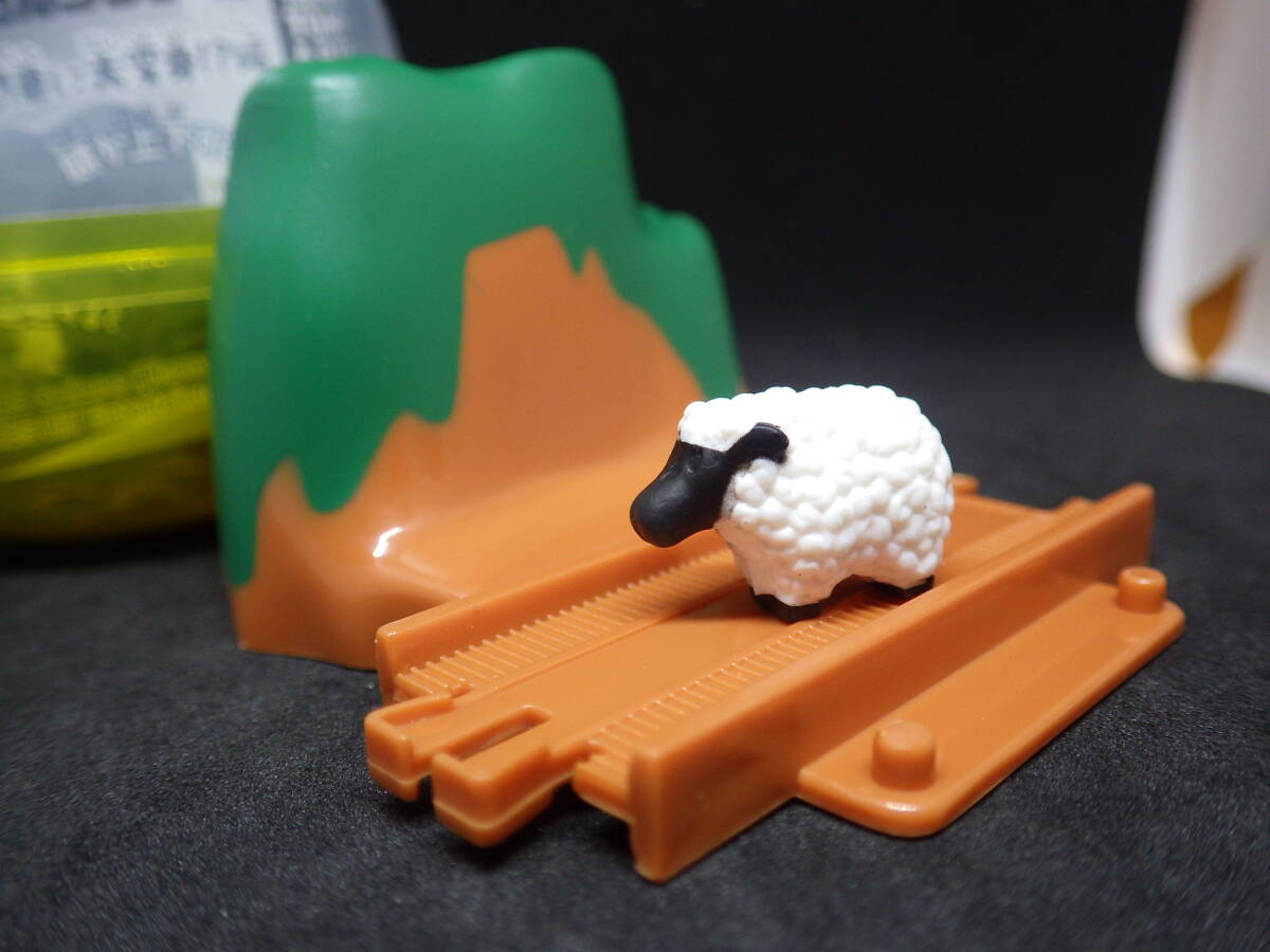 アニマル機関車に大変身!?編 山レール(羊付き)拍卖