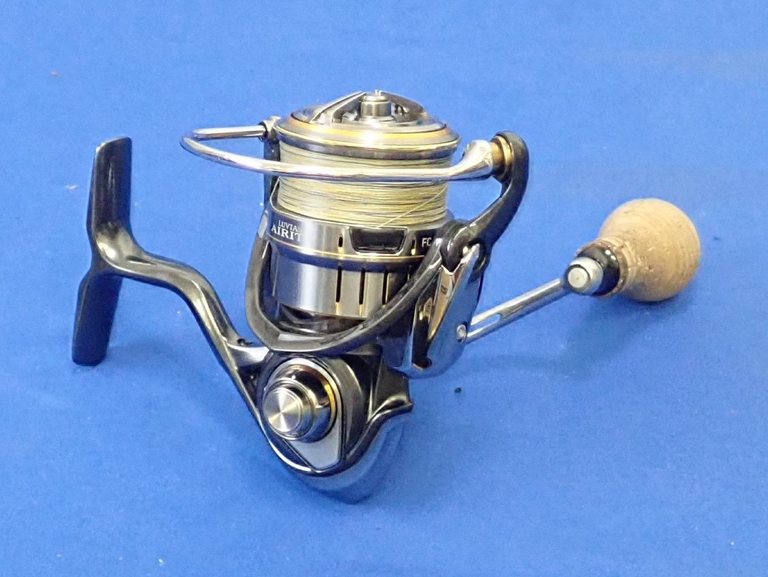 ◎ Daiwa ダイワ LUVIAS AIRITY LT 2500S-XH-QD 21ルビアス エアリティ LT 2500S-XH-QD スピニングリール ゴメクサスハンドルノブ拍卖