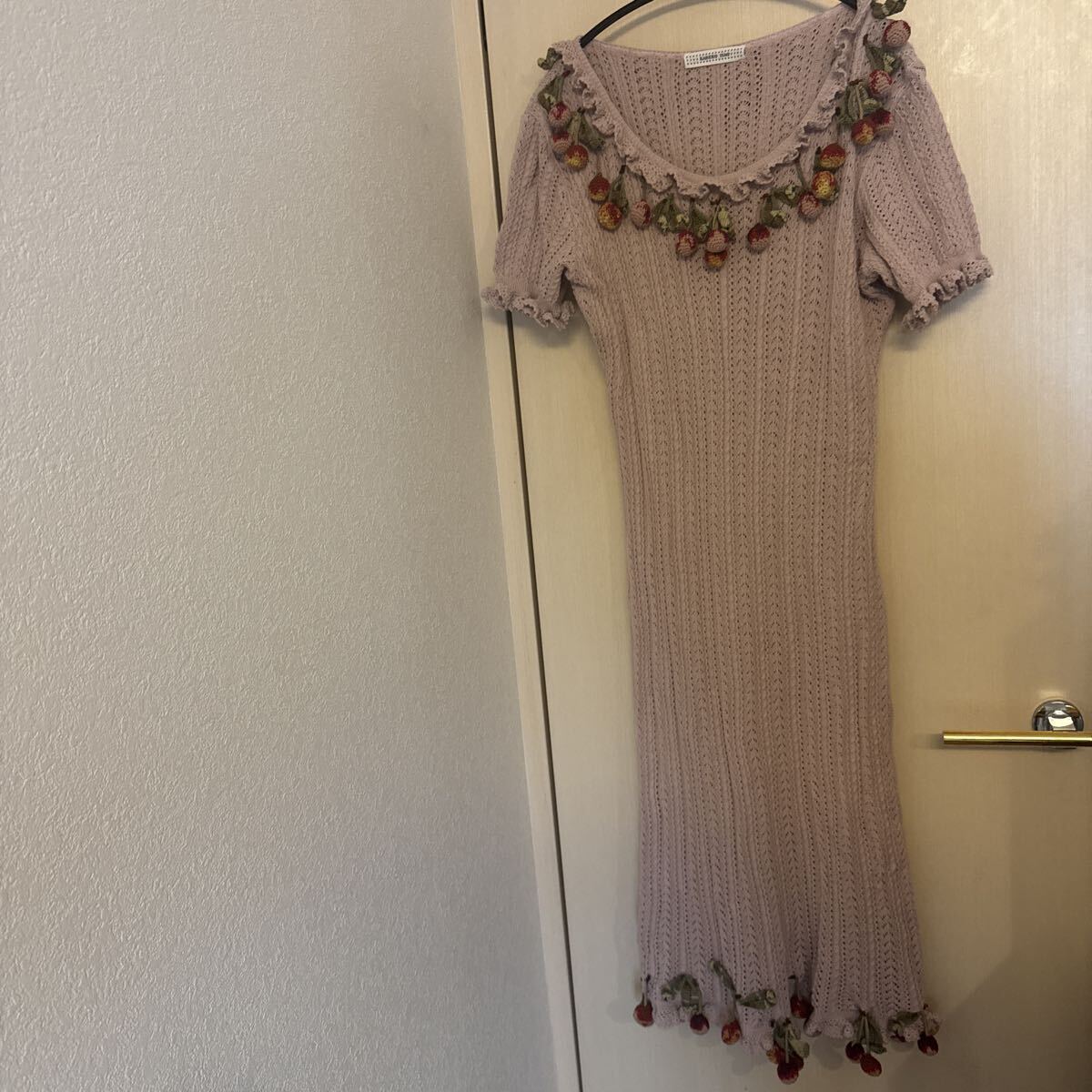 KANEKO ISAO ニットワンピース カーディガン付 手編み カネコイサオ ワンダフルワールド ピンクハウスチェリー拍卖