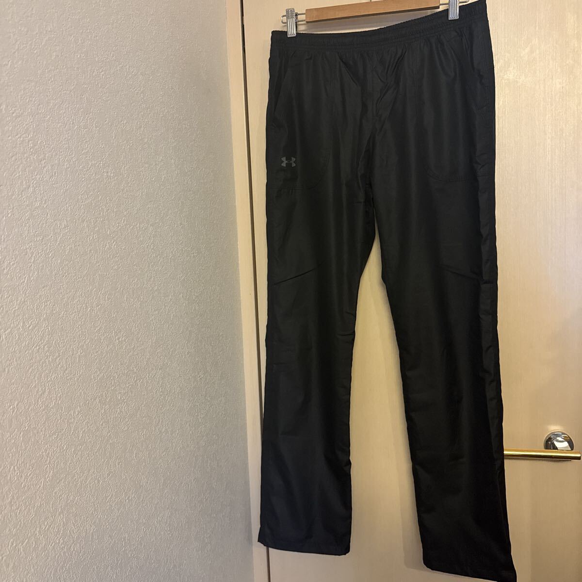 アンダーアーマー レディースM ブラック パンツ拍卖