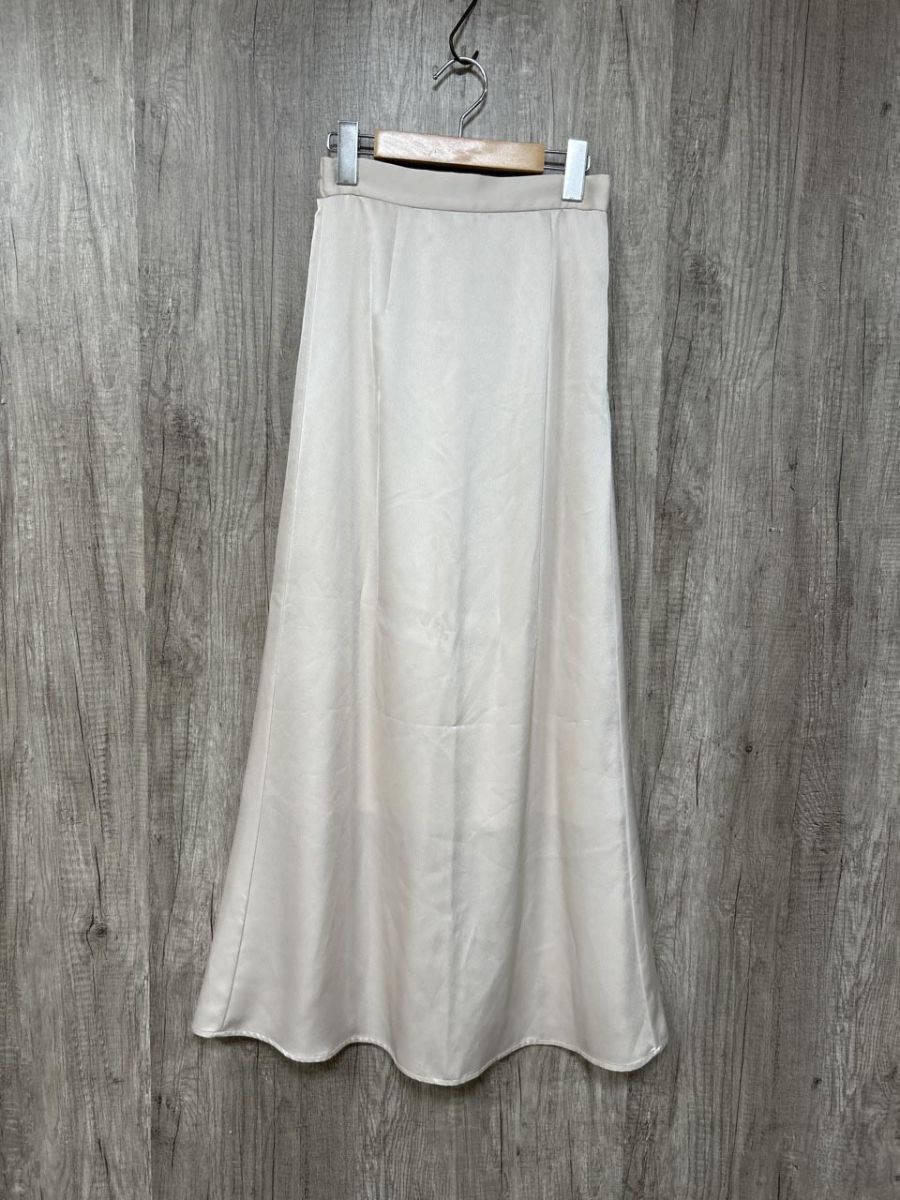 ネコポスOK sahara サハラ サテン ロング スカート 白 ■■◎ レディース拍卖