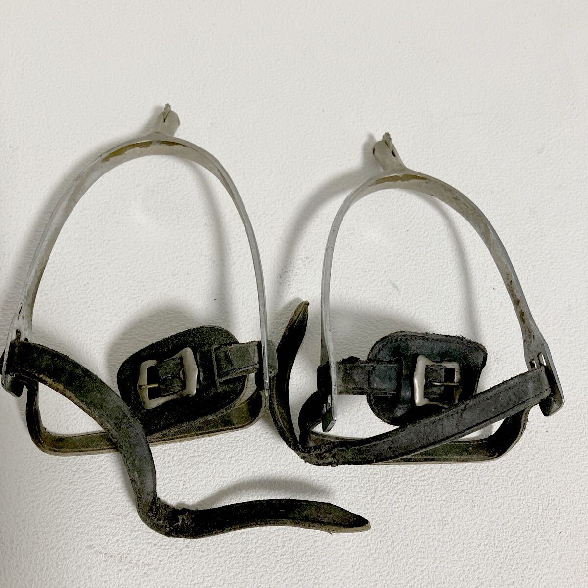 e320-60 ハームスプレンガー HS 拍車 先丸 レザーベルト付 馬具 乗馬用品 HERM SPRENGER IGAWA 10拍卖