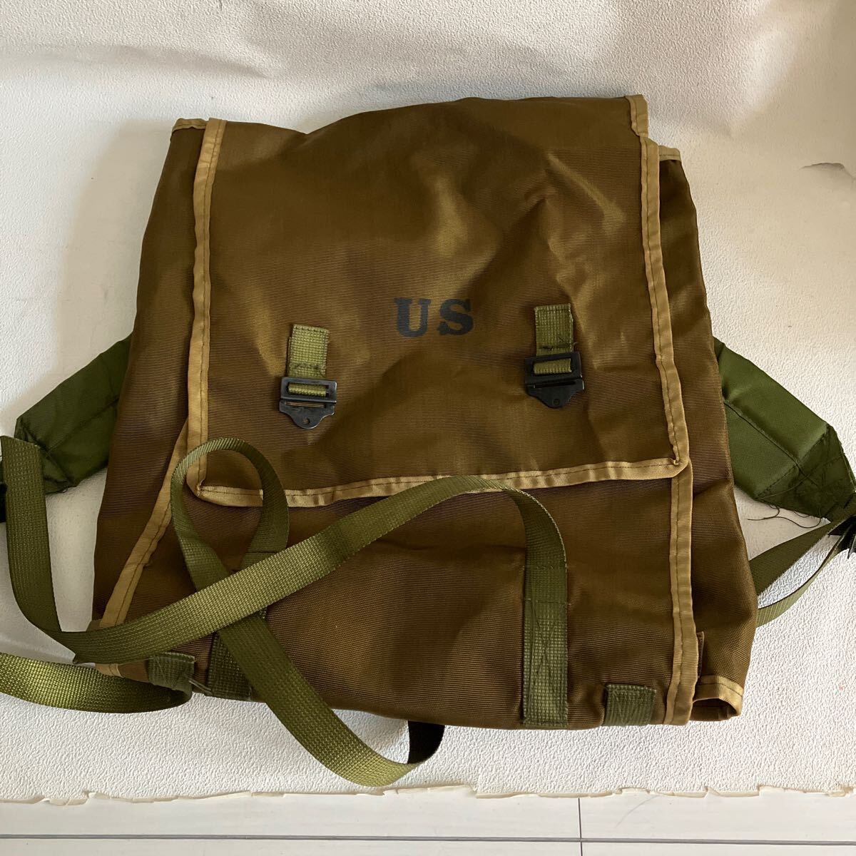 e92-80 リュックサック かばん バッグ カーキ ミリタリー US ナイロン拍卖