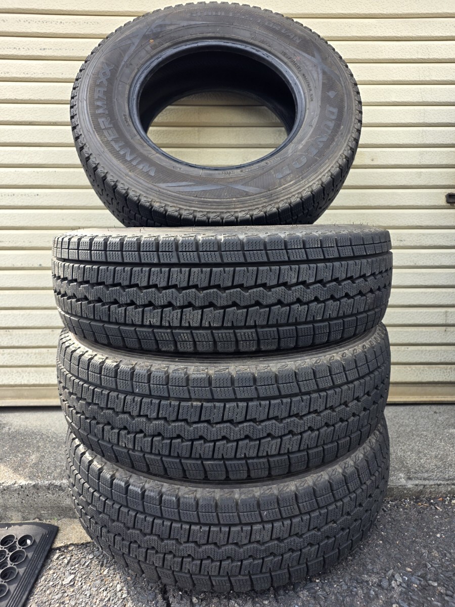 ★195/80R15★107/105L LT★4本セット★ダンロップ★スタッドレス祭★売り切ります★赤字覚悟★ハイエース等★拍卖