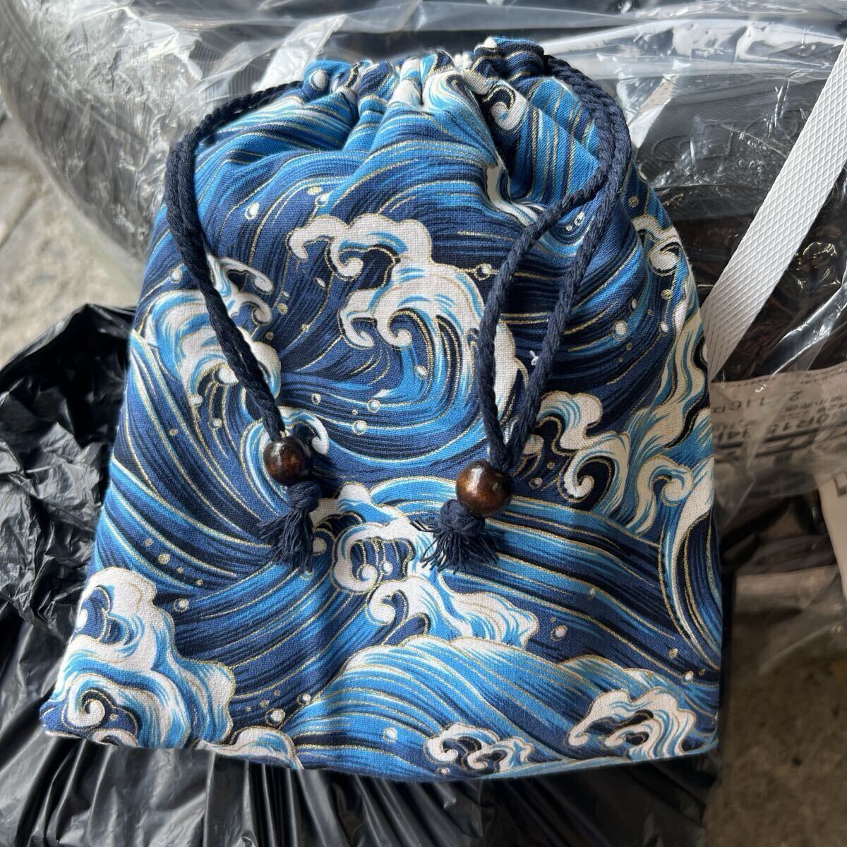 波模様の巾着袋拍卖