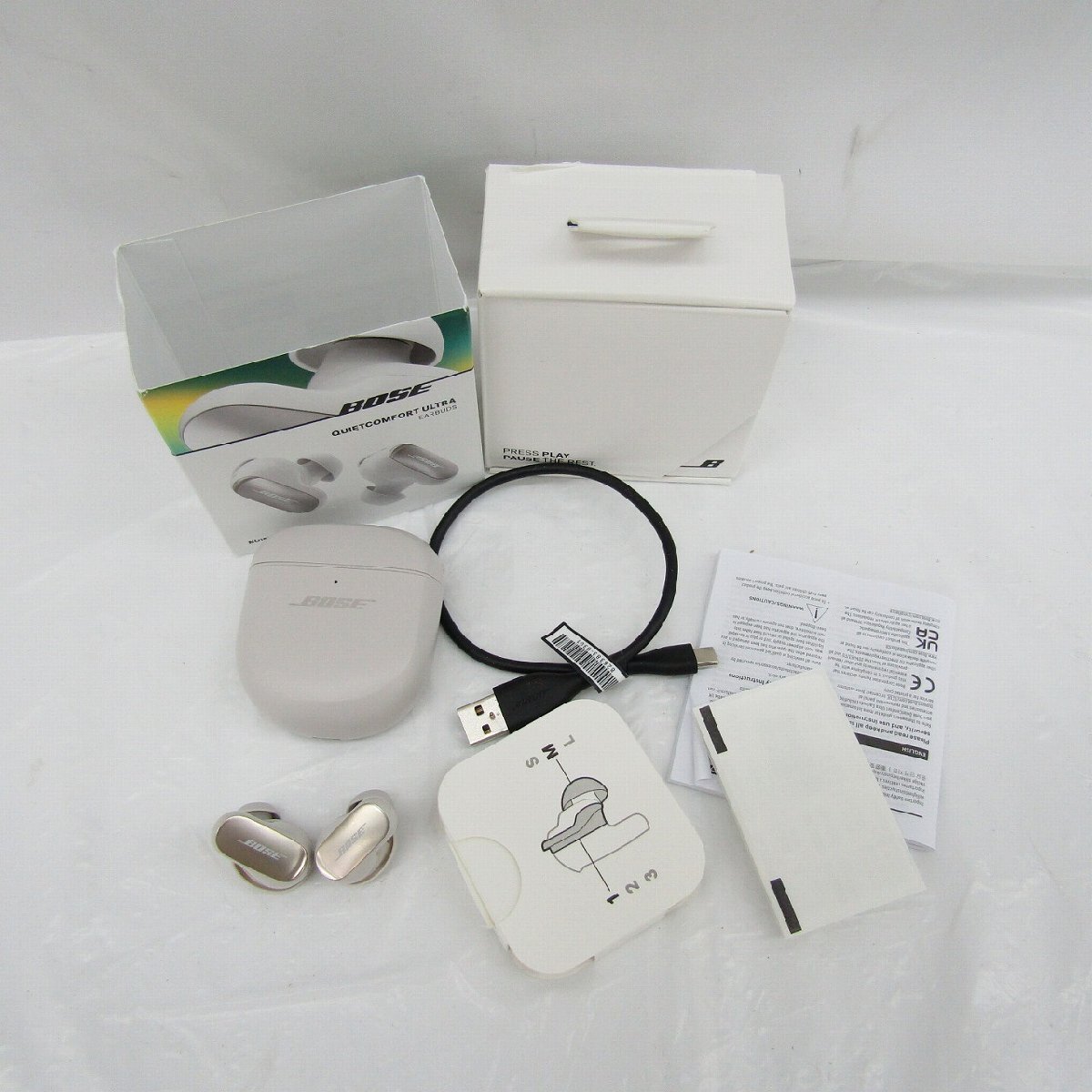 【中古品】Bose ボーズ ワイヤレスイヤホン QuietComfort Ultra Earbuds 888480‐0010 ホワイトスモーク 11979064 1126拍卖