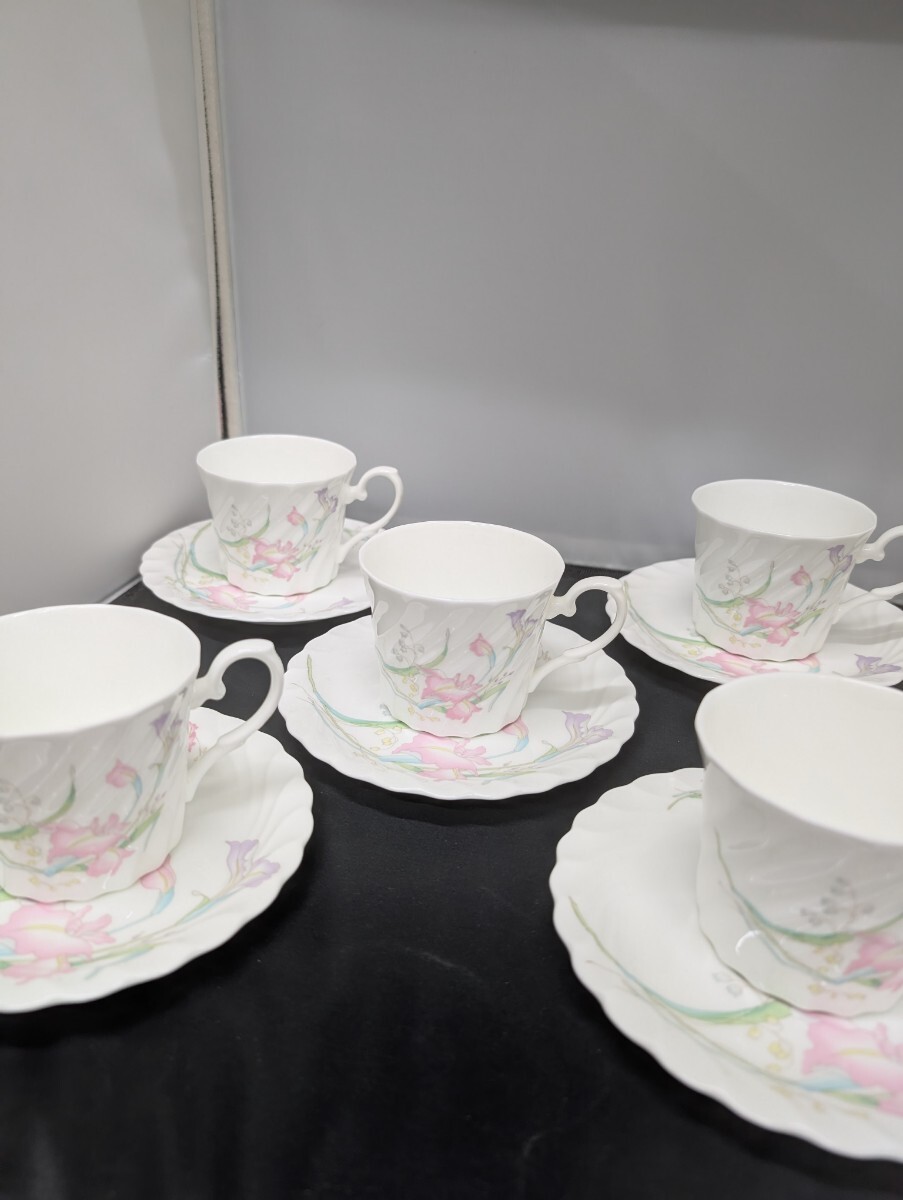 BoneChina Creale ボーンチャイナ カップ&ソーサー 5客 花柄 自宅保管品 来客用 洋食器 ティーカップ拍卖