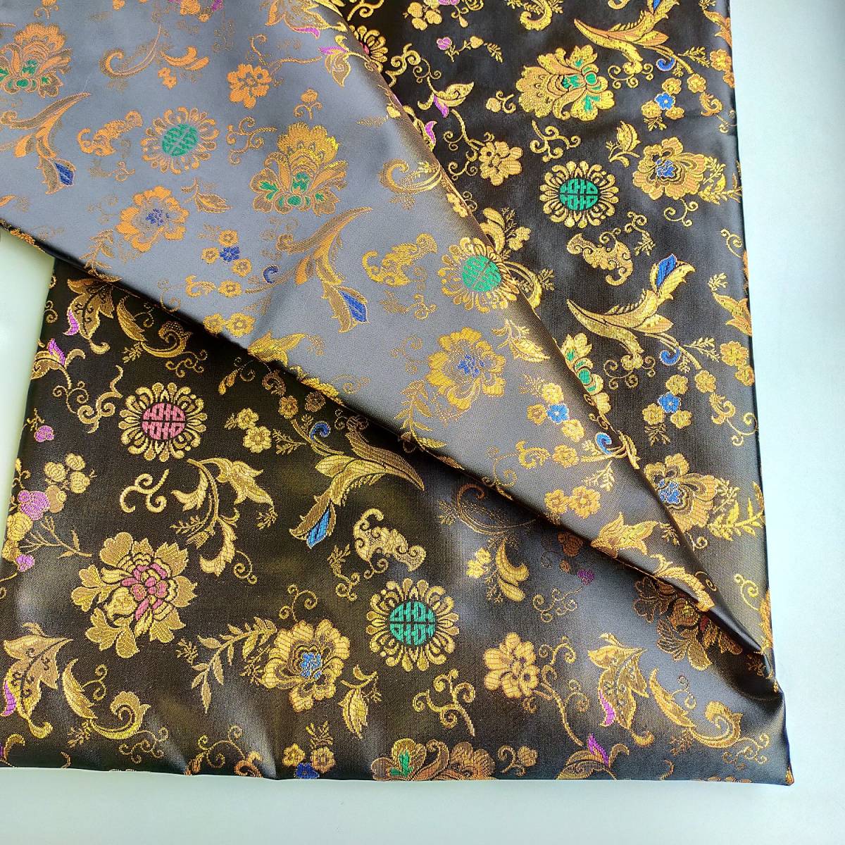 韓国布(チマチョゴリ)ハギレ タン 黒金 まとめて決済&配送可拍卖