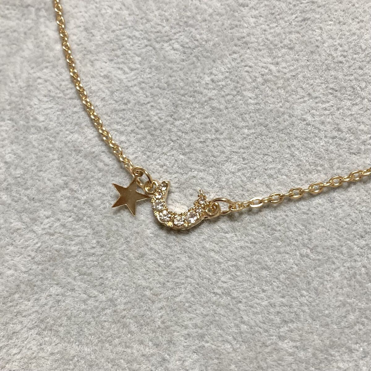 ゴールドカラークリアビジュールナスターチャーム星三日月ネックレス クレセントムーン拍卖