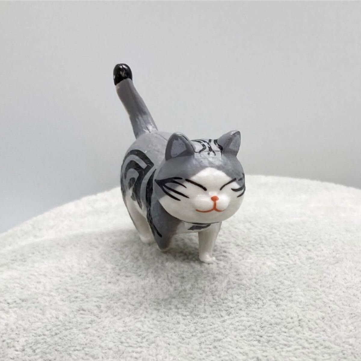 サバトラキジトラハチワレキャットウォーキングフィギュア猫歩き置き人形 置き物ねこ拍卖