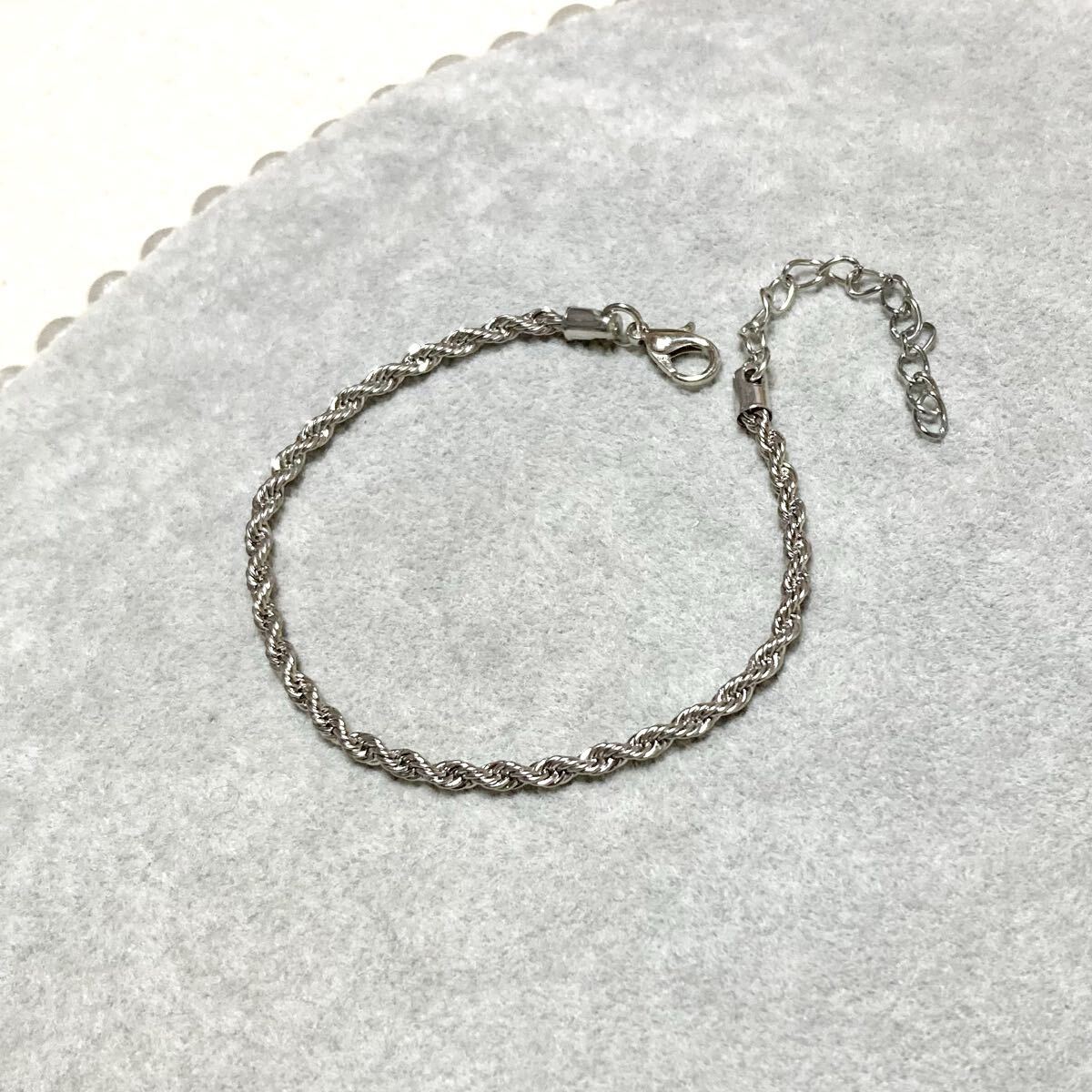 シルバーカラーツイストロープチェーンシンプルブレスレット拍卖