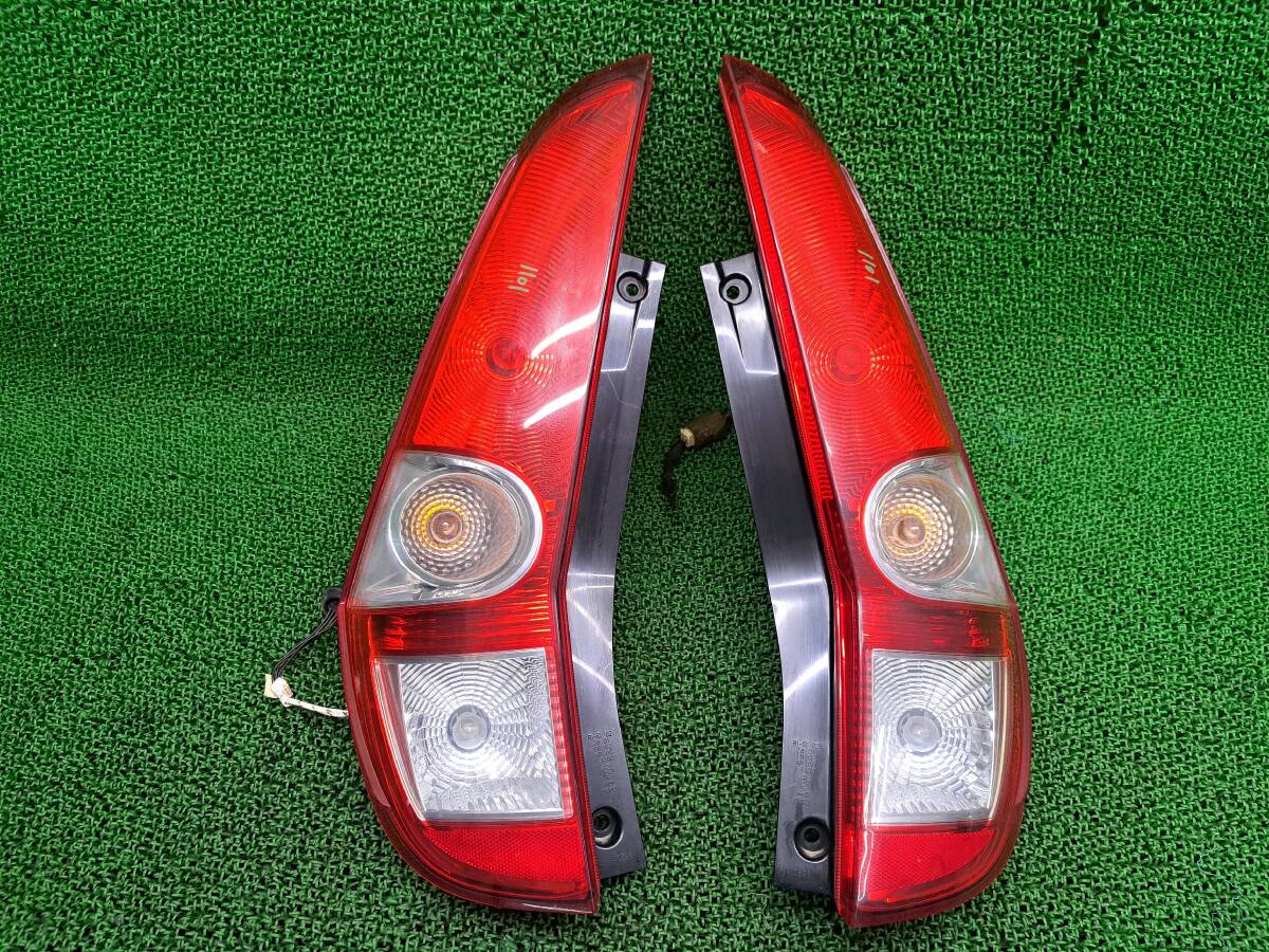 1101 スズキ スプラッシュ XB32S 純正 テールランプ 左右 セット テールライト 左 右 レンズ 拍卖
