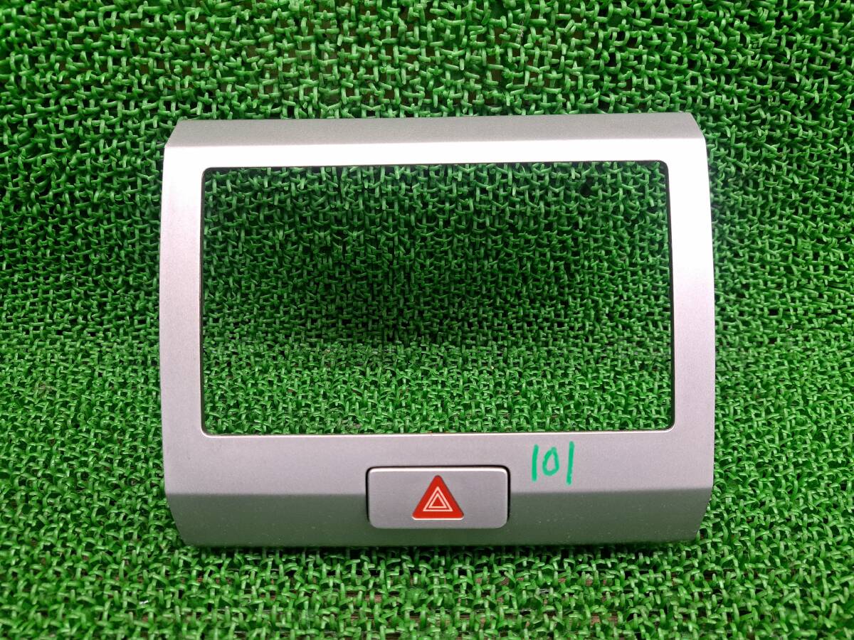 送料600円 スズキ ワゴンR MH21S MH22S マツダ AZワゴン MJ21S MJ22S オーディオパネル ナビパネル センターパネル ハザードスイッチ拍卖