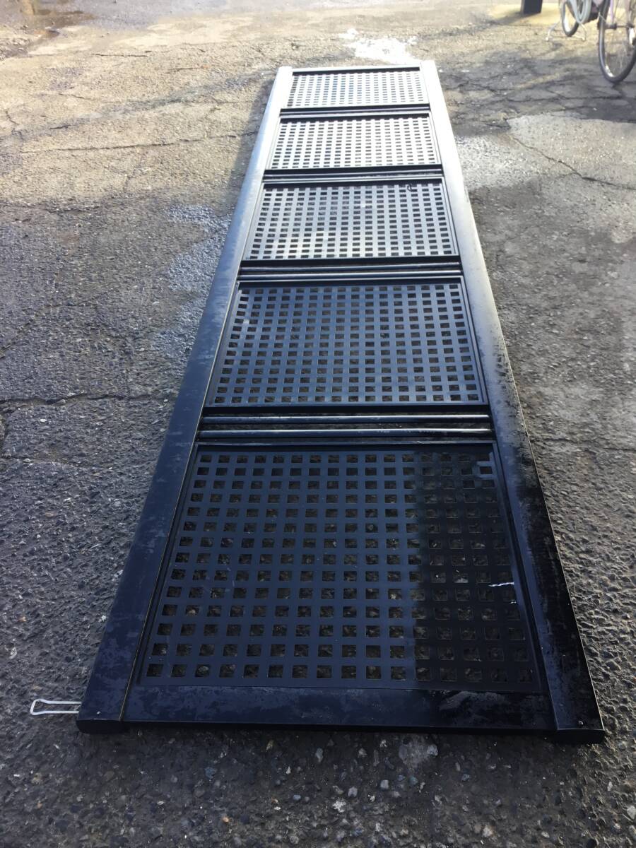 △ y 岐阜発/ 引き取り限定/ メーカー等不明/ ガレージフェンス/ スイングアップゲート?/ フェンスのみ/ 4555mm/ 現状品/ R7.11/1 △拍卖