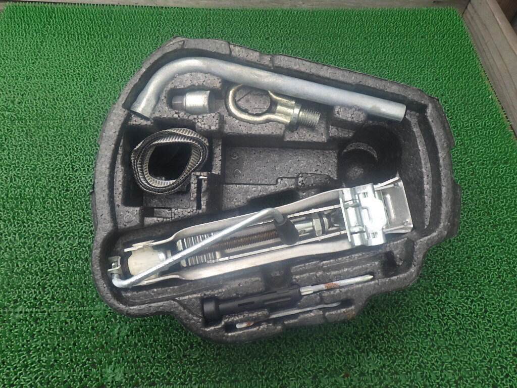 ゴルフ4 1JZ 車載工具 ジャッキ拍卖