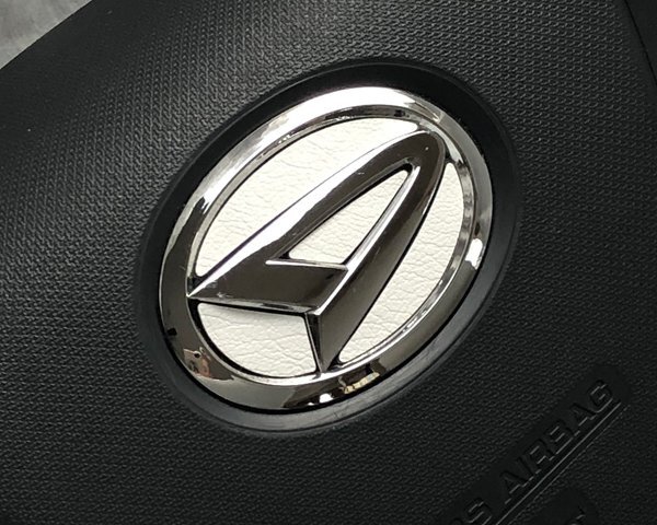 ダイハツ ステアリング エンブレムシート レザー調 白 ホワイト 革調 簡単取付け ハンドル ZEROWIN DAIHATSU ドレスアップ 送料無料拍卖