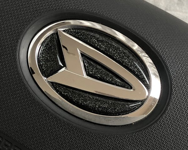 ダイハツ ステアリング エンブレムシート メタリックブラック ハンドル用 SDH-D01 樹脂盛立体3D加工 ZEROWIN拍卖
