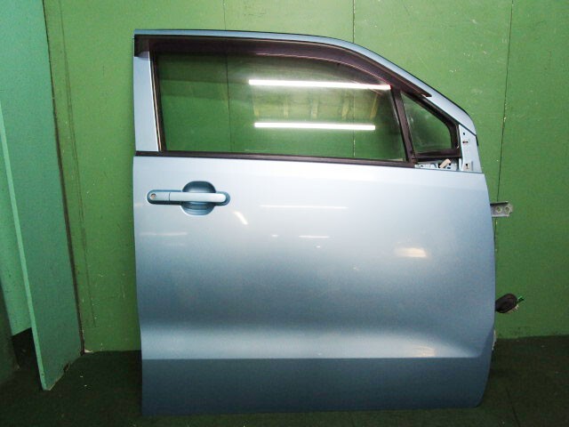 ワゴンR DBA-MH23S 右FドアASSY FX 68001-70K00【岐阜発】拍卖
