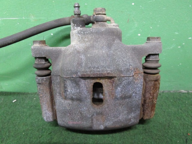 プロボックス CBE-NCP51V 右Fキャリパー DX 5人 0.4T 47730-52050【岐阜発】拍卖